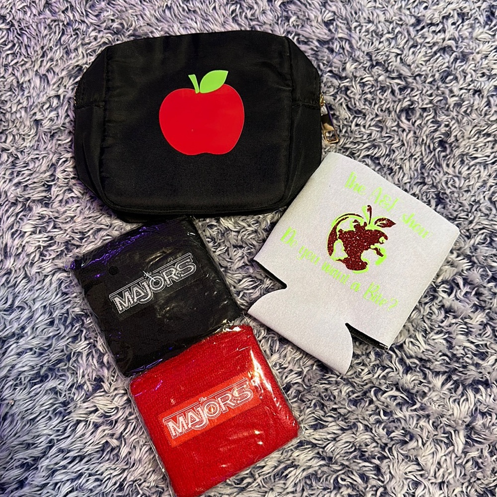 TWIST AND SHOUT ADAM AND EVE MAJORS SWAG